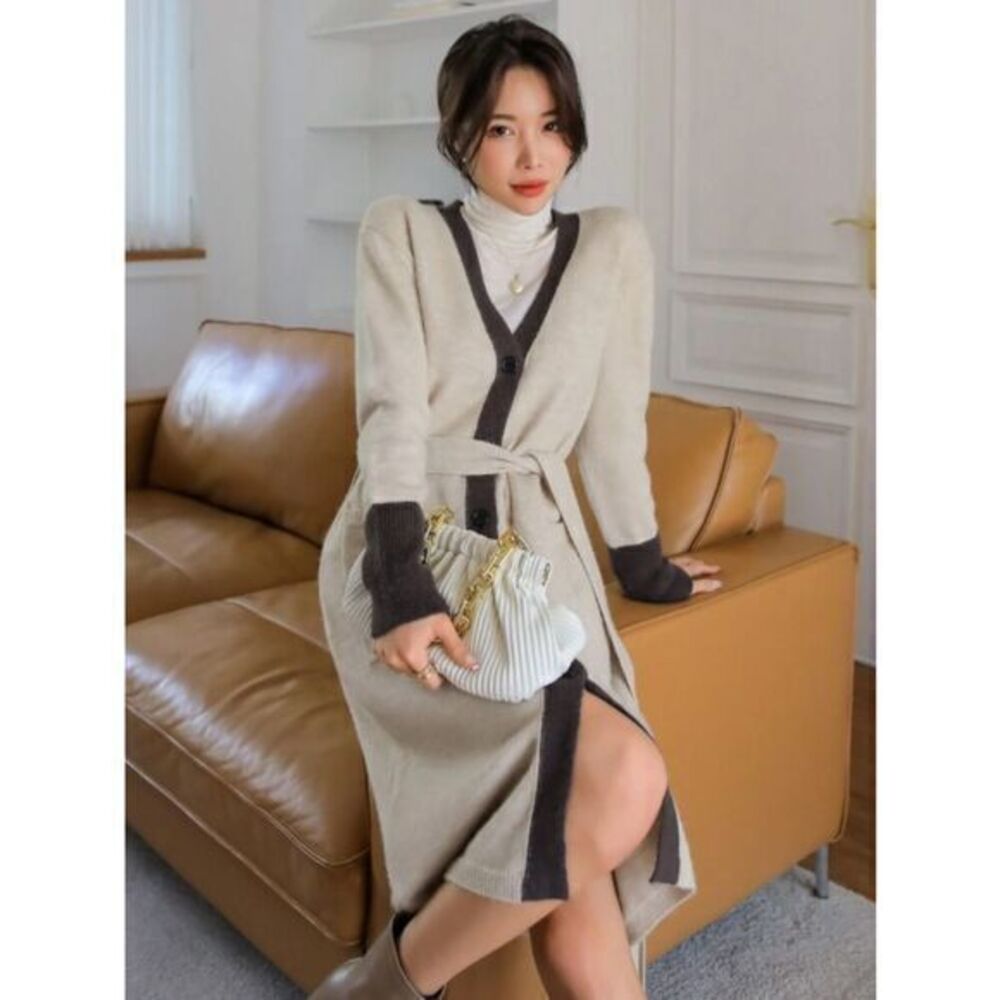 Ladies NWT Apricot Contrast Trim Pocket Patched Belted Sweater Dress